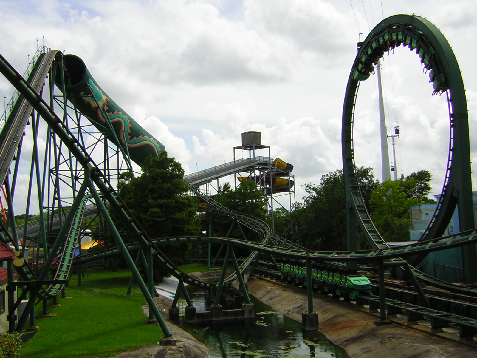 AstroWorld Viper Ride